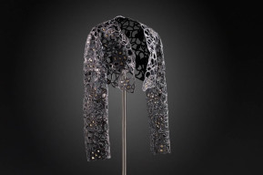 Abito mostra Alaïa e Balenciaga. Scultori della forma